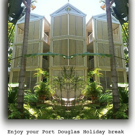 Port Douglas Apartments - Adults Only Oasis ภายนอก รูปภาพ