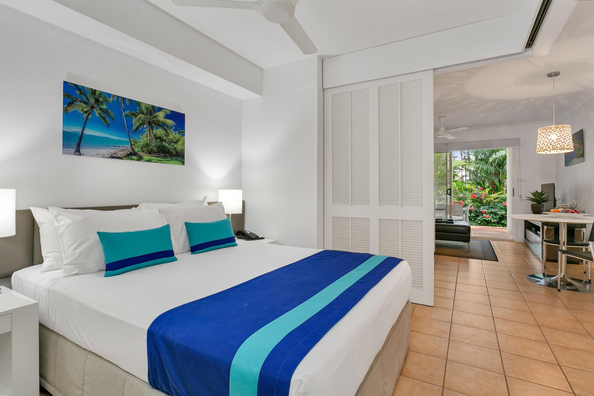 Port Douglas Apartments - Adults Only Oasis ภายนอก รูปภาพ