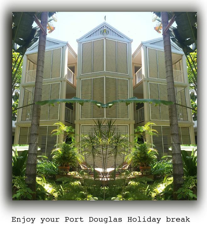 Port Douglas Apartments - Adults Only Oasis ภายนอก รูปภาพ