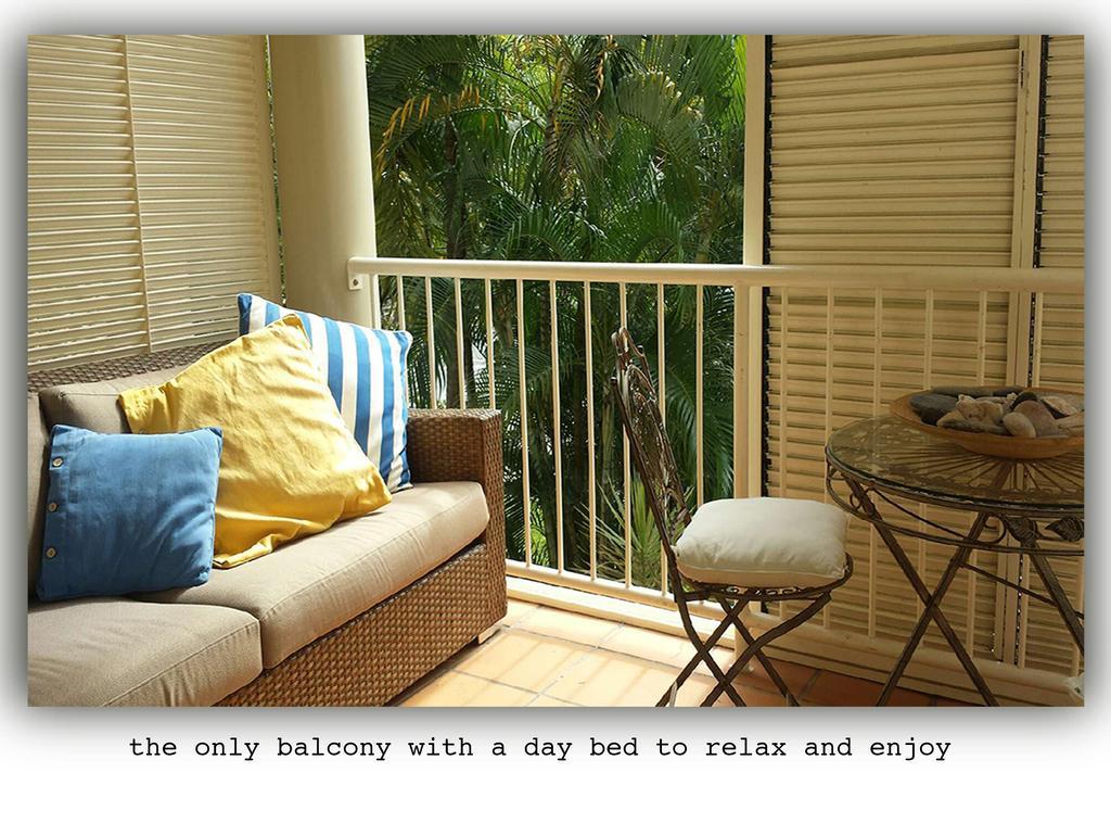 Port Douglas Apartments - Adults Only Oasis ภายนอก รูปภาพ